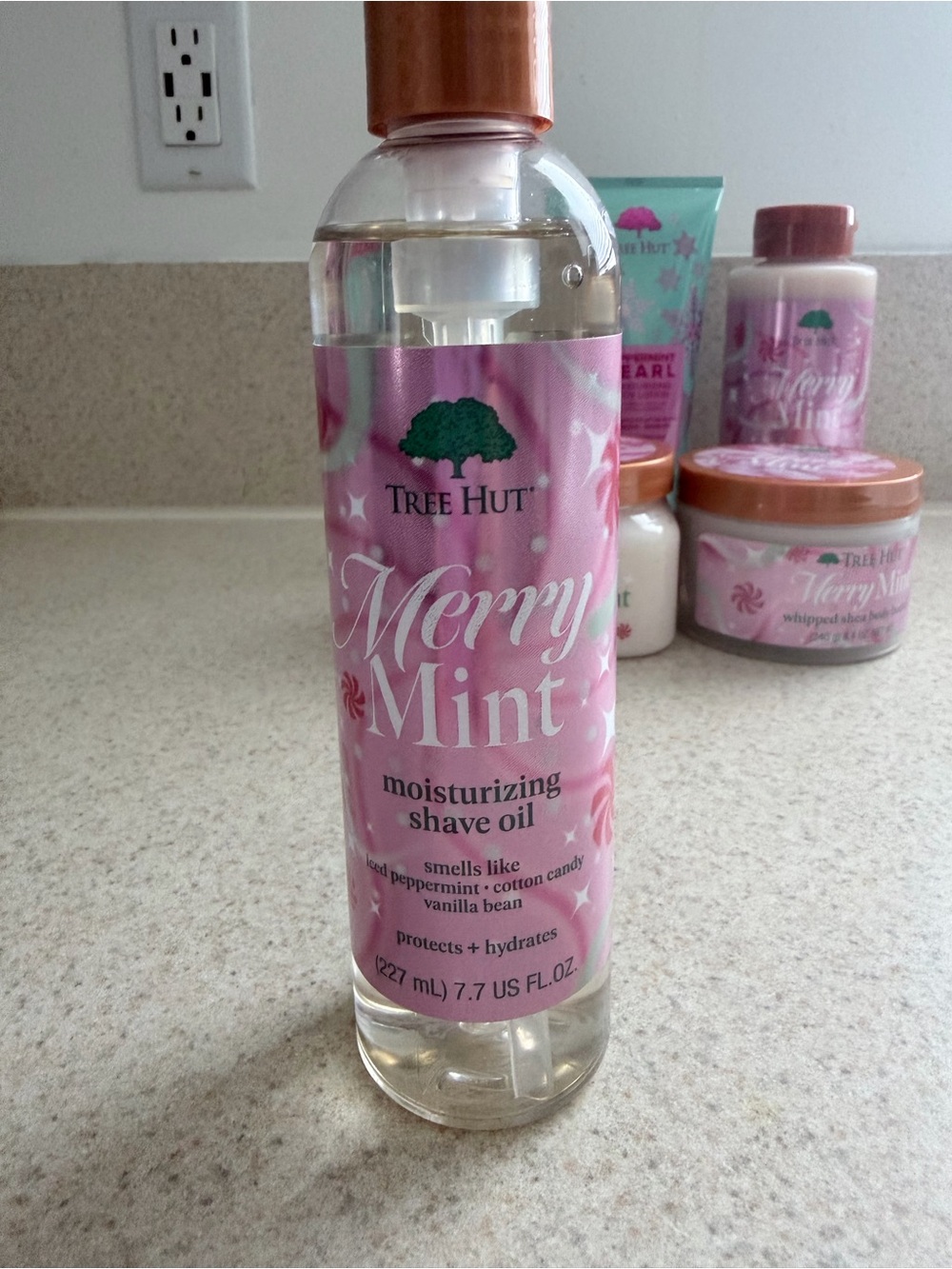 Merry Mint Moisturizing Body Care - Pink - Picture 4 of 6